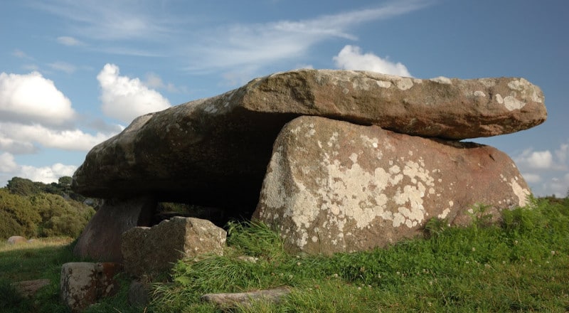 Patrimoine de la côte de granit rose - Dolmen de Kerguntuil